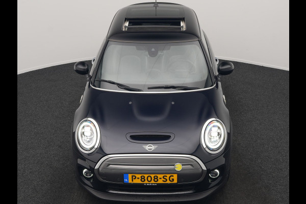 MINI Cooper Electric Yours 33 kWh 184pk | Panodak | Head Up | Harman / Kardon | Camera | Lederen Sportstoelen Verwarmd | Keyless | Apple Carplay | Cruise Control | LED Koplampen | Virtual | Navigatie | DAB |