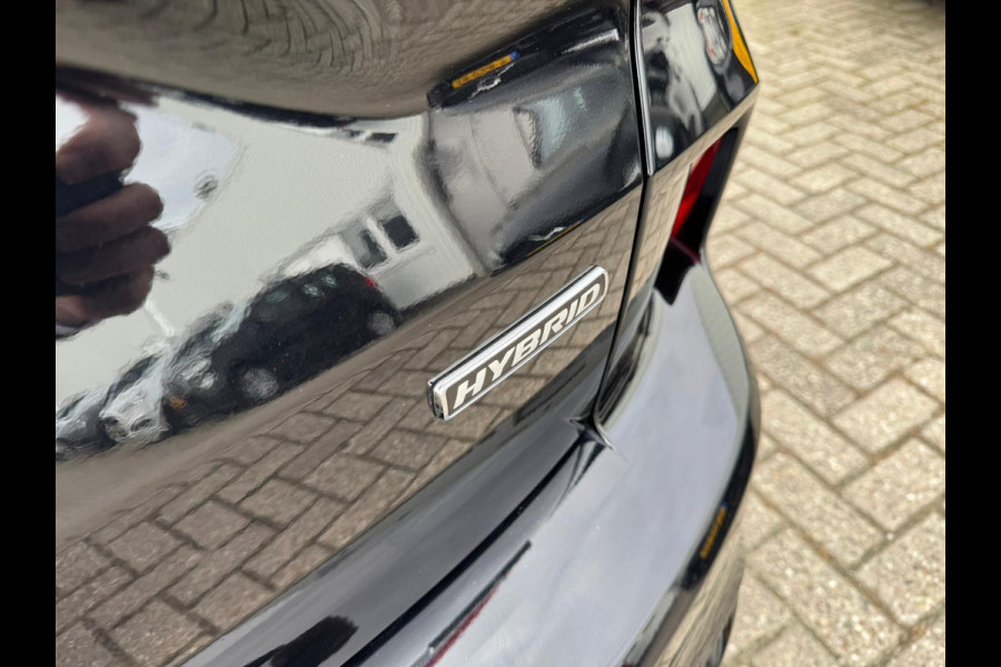 Ford Kuga 2.5 FHEV ST-Line 190pk | Winterpack | Achteruitrijcamera | SYNC 4 Navigatie | All Weatherbanden | Geen stekker nodig