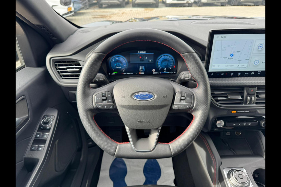 Ford Kuga 2.5 FHEV ST-Line 190pk | Winterpack | Achteruitrijcamera | SYNC 4 Navigatie | All Weatherbanden | Geen stekker nodig
