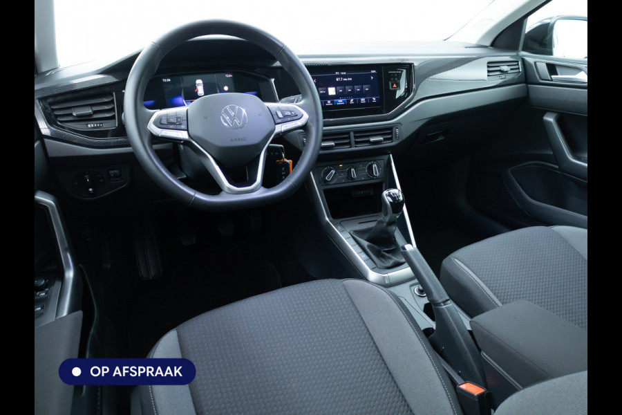 Volkswagen Taigo 1.0 TSI Business Comfort Edition | Stoelverwarming | PDC V+A | Airco | Led | DAB | Apple Carplay, Android auto, All season banden