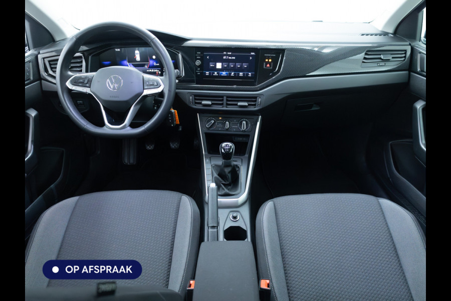 Volkswagen Taigo 1.0 TSI Business Comfort Edition | Stoelverwarming | PDC V+A | Airco | Led | DAB | Apple Carplay, Android auto, All season banden