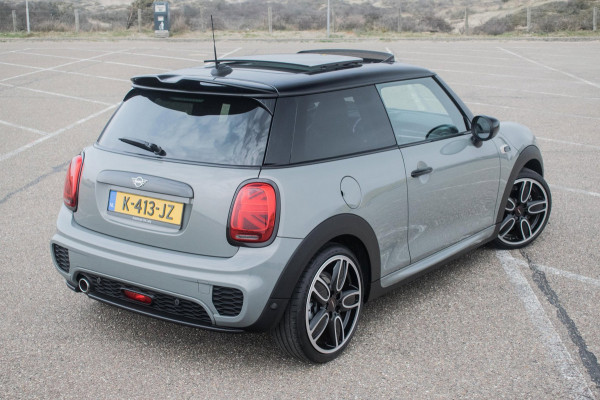MINI Mini 1.5 Cooper Dalston John Cooper Works Edition ORG NL [ Panoramadak Harman Kardon HUD Digital Dash Alcantara ]