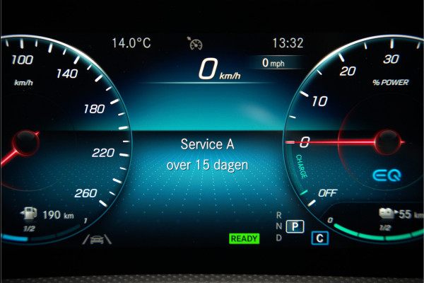 Mercedes-Benz A-Klasse 250 e Premium Plus | Panoramadak | Ambiance Verlichting | Stoelverwarming | Camera | Navigatie | Apple Carplay | Keyless | Cruise Control | DAB |