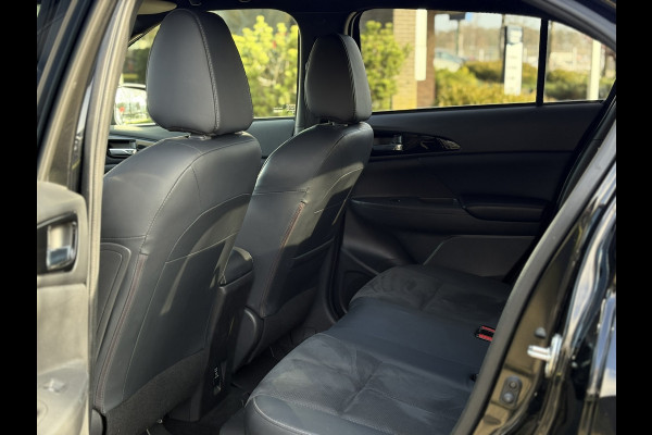 Mitsubishi Eclipse Cross 2.4 PHEV | Apple Carplay, Camera, Stoelverw., Climate, Cruise, Afn. Trekhaak | Dealeronderhouden