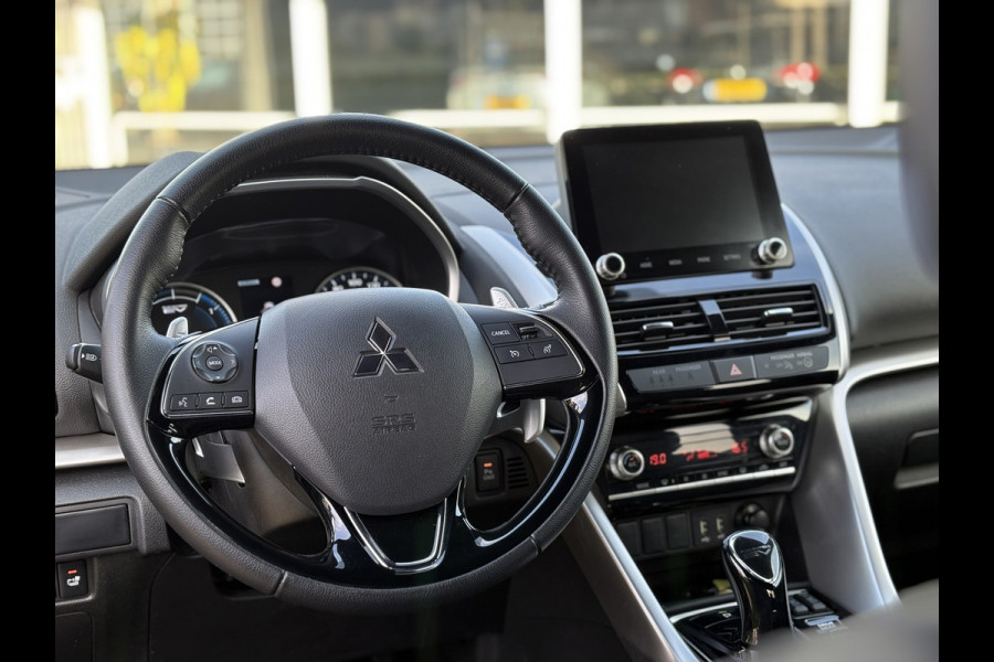 Mitsubishi Eclipse Cross 2.4 PHEV | Apple Carplay, Camera, Stoelverw., Climate, Cruise, Afn. Trekhaak | Dealeronderhouden