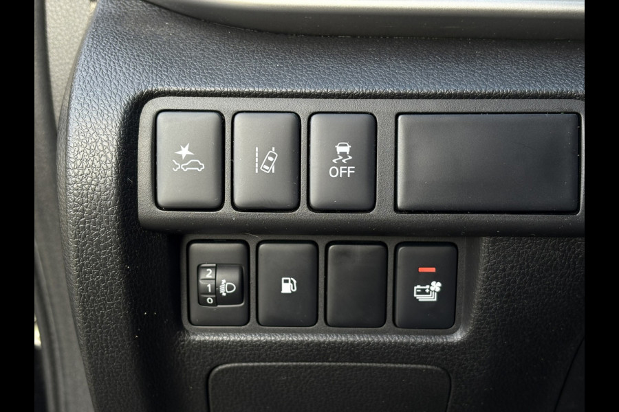 Mitsubishi Eclipse Cross 2.4 PHEV | Apple Carplay, Camera, Stoelverw., Climate, Cruise, Afn. Trekhaak | Dealeronderhouden