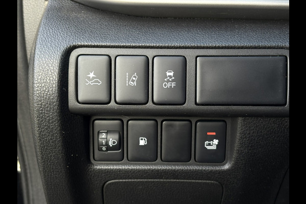 Mitsubishi Eclipse Cross 2.4 PHEV | Apple Carplay, Camera, Stoelverw., Climate, Cruise, Afn. Trekhaak | Dealeronderhouden