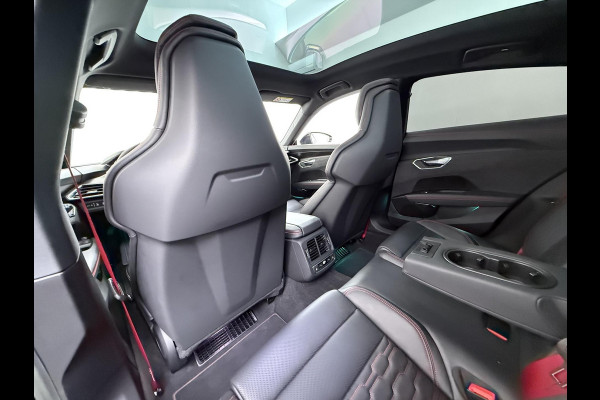 Audi e-tron GT RS 93 kWh | SOH 100%!!!!| PANO | 21 INCH | STOELVENTILATIE & MASSAGE | BANG & OLUFSEN | 360 CAMERA | ADAPTIVE AIR SUSPENSION | LASER  MATRIX LED KOPLAMPEN | VIERWIELBESTURING | HEAD-UP DISPLAY | ADAPTIEVE CRUISE | RIJKLAAR MET 12 MND BOVAG GARANTIE