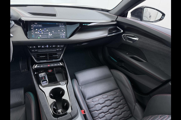 Audi e-tron GT RS 93 kWh | SOH 100%!!!!| PANO | 21 INCH | STOELVENTILATIE & MASSAGE | BANG & OLUFSEN | 360 CAMERA | ADAPTIVE AIR SUSPENSION | LASER  MATRIX LED KOPLAMPEN | VIERWIELBESTURING | HEAD-UP DISPLAY | ADAPTIEVE CRUISE | RIJKLAAR MET 12 MND BOVAG GARANTIE