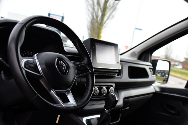 Renault Trafic 2.0 dCi 150 T30 L2H1 PB Edition Camera, Cruise, Carplay, LED, 150pk, Leder, Trekhaak, Automaat, Multimedia, Uniek!