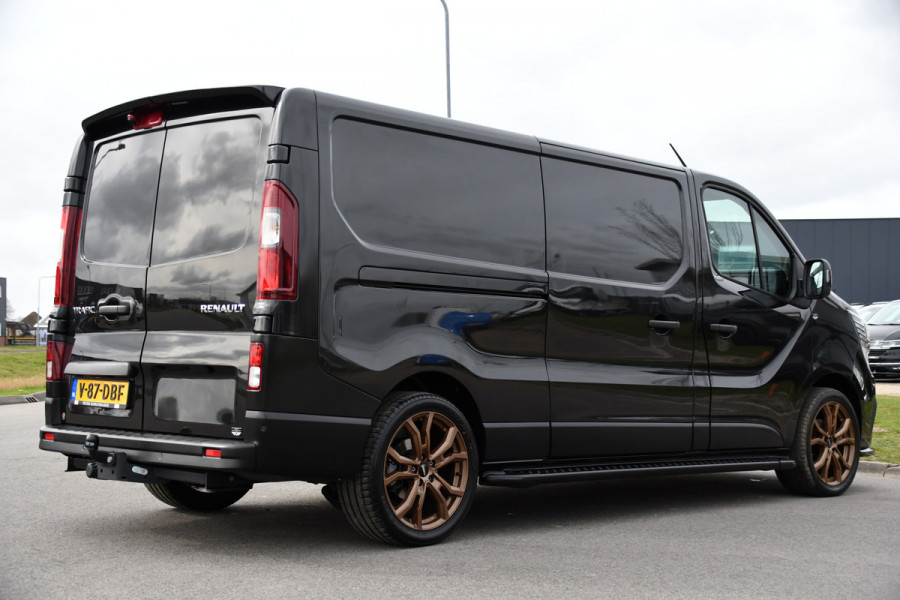 Renault Trafic 2.0 dCi 150 T30 L2H1 PB Edition Camera, Cruise, Carplay, LED, 150pk, Leder, Trekhaak, Automaat, Multimedia, Uniek!