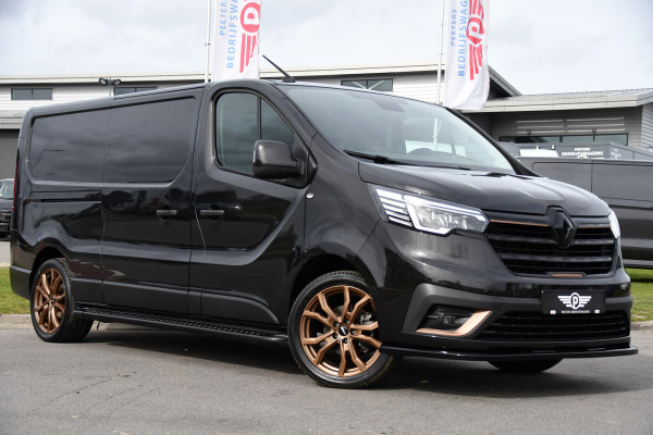 Renault Trafic 2.0 dCi 150 T30 L2H1 PB Edition Camera, Cruise, Carplay, LED, 150pk, Leder, Trekhaak, Automaat, Multimedia, Uniek!
