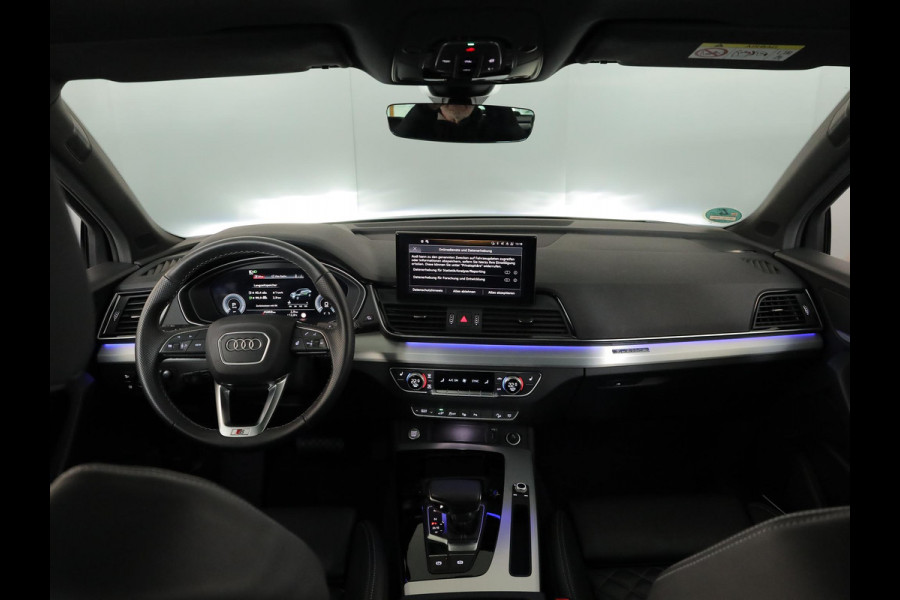 Audi Q5 Sportback 55 TFSI e S edition Competition 367 pk S-tronic | Verlengde garantie | Navigatie | Panoramadak | Parkeersensoren (Park assist) | Rondomzicht camera | Lederen bekleding | S-Line |