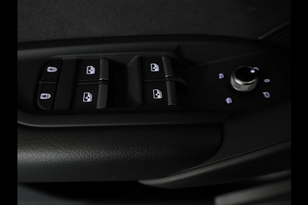 Audi Q5 Sportback 55 TFSI e S edition Competition 367 pk S-tronic | Verlengde garantie | Navigatie | Panoramadak | Parkeersensoren (Park assist) | Rondomzicht camera | Lederen bekleding | S-Line |