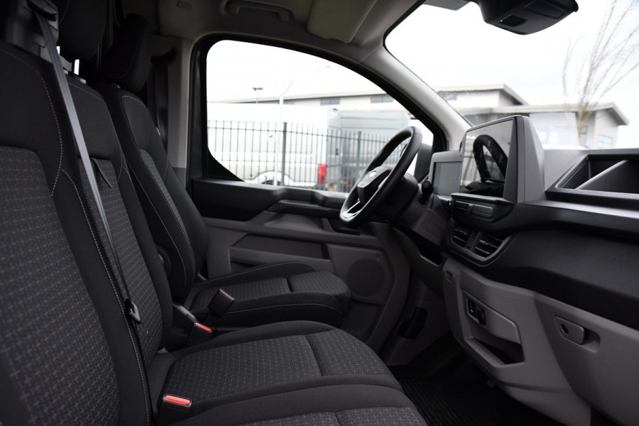 Ford Transit Custom 300 2.0 TDCI L1H1 PB Edition Adaptieve cruise, Camera, Carplay, Stoelverwarming, 170pk, LED, Automaat, Dodehoek, Sensoren, Uniek!