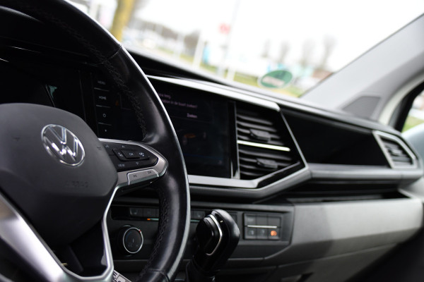 Volkswagen Transporter 2.0 TDI L2H1 30 DC Bulli Virtual, Adaptieve Cruise, Camera, Carplay, LED, Elektrische deur, Standkachel, Stoelverwarming, Trekhaak, Uniek!