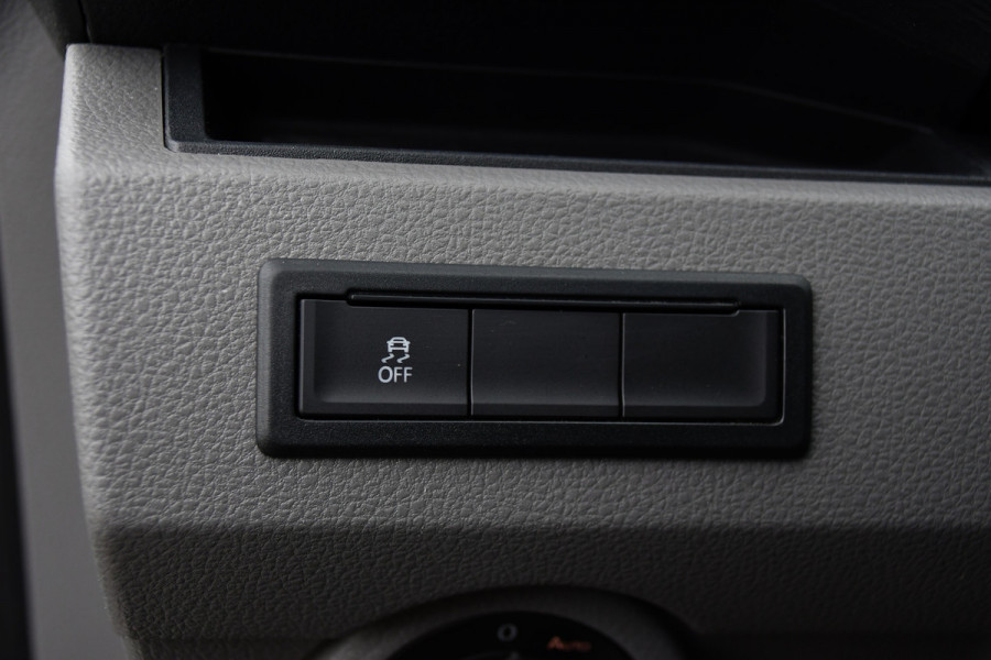 Volkswagen Transporter 2.0 TDI L2H1 30 DC Bulli Virtual, Adaptieve Cruise, Camera, Carplay, LED, Elektrische deur, Standkachel, Stoelverwarming, Trekhaak, Uniek!