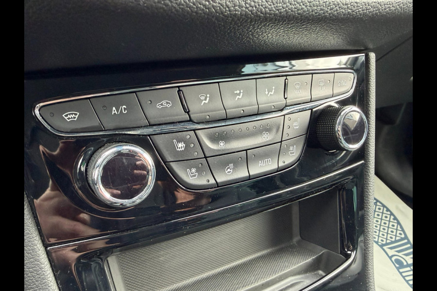 Opel Astra Sports Tourer 1.2 Launch Elegance