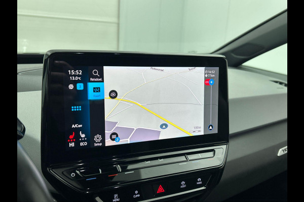 Volkswagen ID.3 First Plus 58 kWh Airco Navi Carplay 19" LM Velgen Adaptive Cruise Control LED Matrix IQ Light DAB+ Alcantara PDC VA + Camera Stoel/Stuurwielverwarming