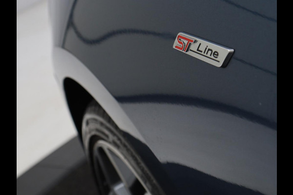 Ford Focus 1.0 EcoBoost ST Line X | Carplay | Camera | Keyless | Full LED | Navigatie | Climate control | Sportstoelen | Parkeerhulp | Bluetooth | Cruise control