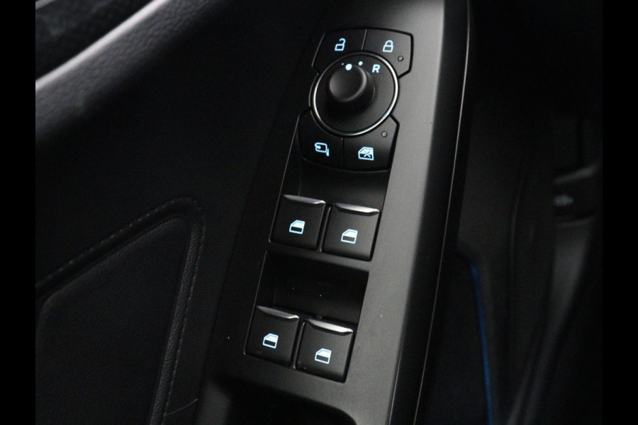 Ford Focus 1.0 EcoBoost ST Line X | Carplay | Camera | Keyless | Full LED | Navigatie | Climate control | Sportstoelen | Parkeerhulp | Bluetooth | Cruise control