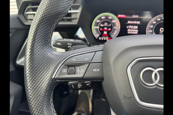 Audi A3 Sportback 40 TFSI e Edition S-line,Leder/Alcantara,Virtueel/Camera,Carplay,Navigatie,Cruisecontrol
