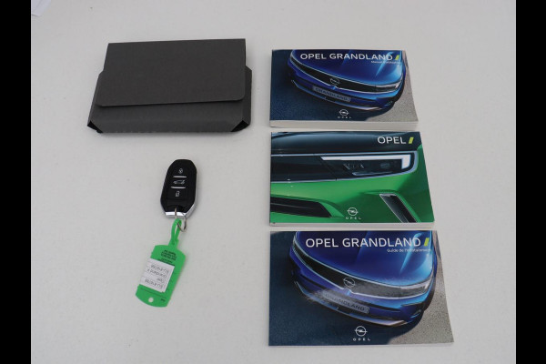 Opel Grandland X 1.6 Turbo Hybrid Elegance | Leder | Adaptive cruise | Trekhaak | Stuurverwarming | Carplay | Navigatie | Full LED | Camera | Climate control | PHEV | Plug In
