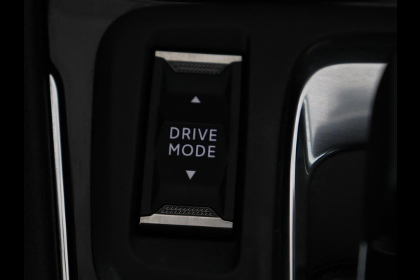 Opel Grandland X 1.6 Turbo Hybrid Elegance | Leder | Adaptive cruise | Trekhaak | Stuurverwarming | Carplay | Navigatie | Full LED | Camera | Climate control | PHEV | Plug In