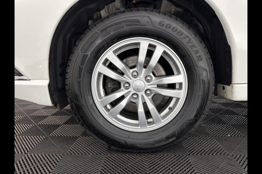 Mitsubishi Outlander 2.4 PHEV Pure (INCL-BTW) *AUT | FULL-LED | KEYLESS | CAMERA | HEATED-COMFORTSEATS | ECC | SHIFTPADDLES | PDC | CRUISE | PRIVACY-GLASS | DAB | TOWBAR | 16''ALU*