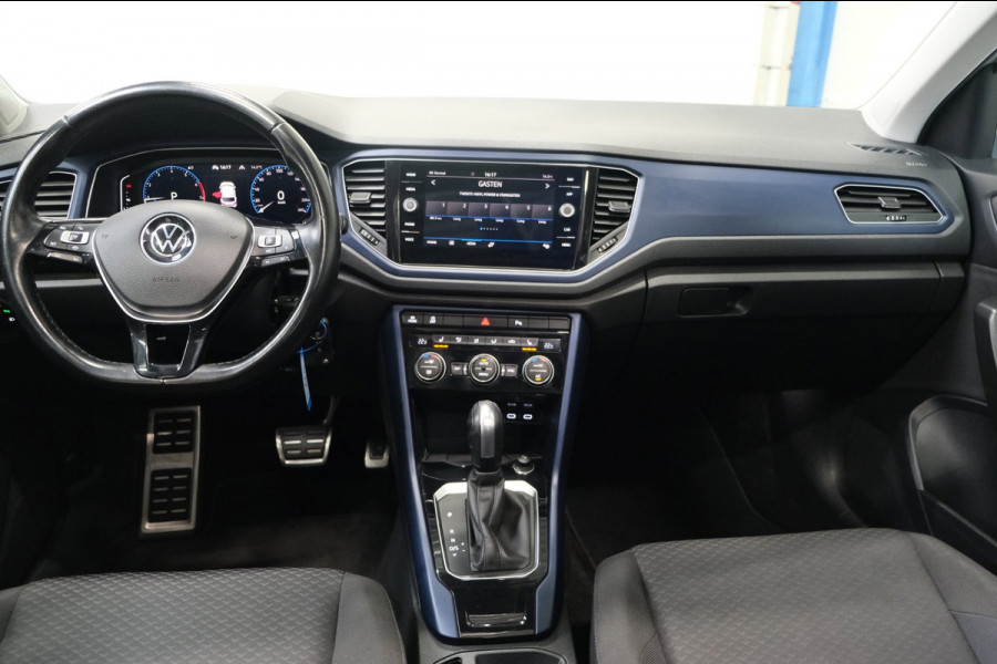 Volkswagen T-Roc 1.5 TSI Sport Business R-Line Automaat - Airco, Cruise, Panodak, Carplay, Virtual Display, PDC, Navi.