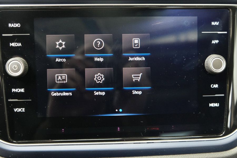 Volkswagen T-Roc 1.5 TSI Sport Business R-Line Automaat - Airco, Cruise, Panodak, Carplay, Virtual Display, PDC, Navi.