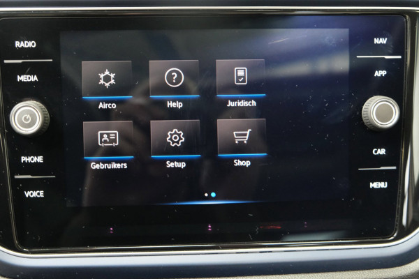 Volkswagen T-Roc 1.5 TSI Sport Business R-Line Automaat - Airco, Cruise, Panodak, Carplay, Virtual Display, PDC, Navi.