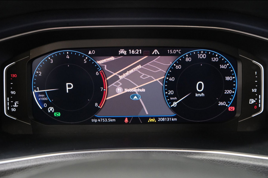 Volkswagen T-Roc 1.5 TSI Sport Business R-Line Automaat - Airco, Cruise, Panodak, Carplay, Virtual Display, PDC, Navi.