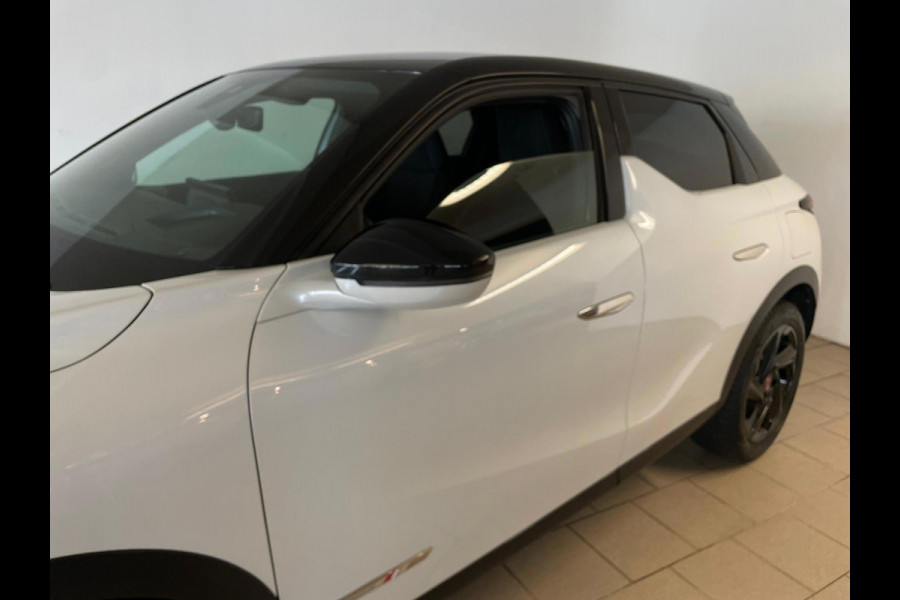 DS DS 3 Crossback 1.2 PureTech Performance Line AIRCO NAVI CRUISE ELEK RAMEN CENT VERG ZWARTE VELGEN PRIVACYGLAS ZEER NETTE AUTO