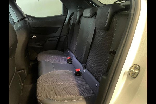 DS DS 3 Crossback 1.2 PureTech Performance Line AIRCO NAVI CRUISE ELEK RAMEN CENT VERG ZWARTE VELGEN PRIVACYGLAS ZEER NETTE AUTO