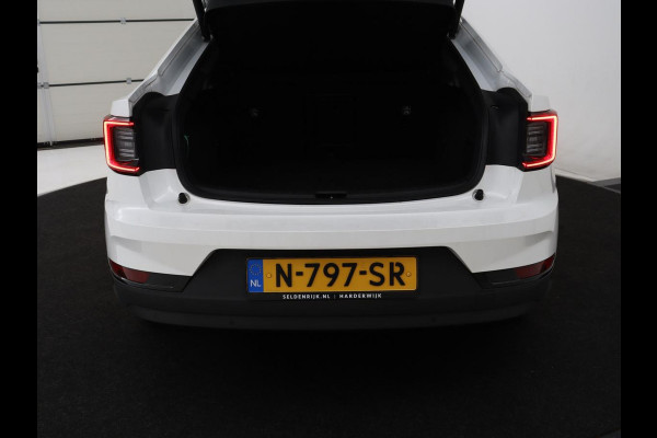 Polestar 2 Long Range Single Motor 69 kWh | Stoelverwarming | 360 Camera | Adaptive cruise | Park Assist | Carplay | Full LED | Keyless | Full LED | Navigatie