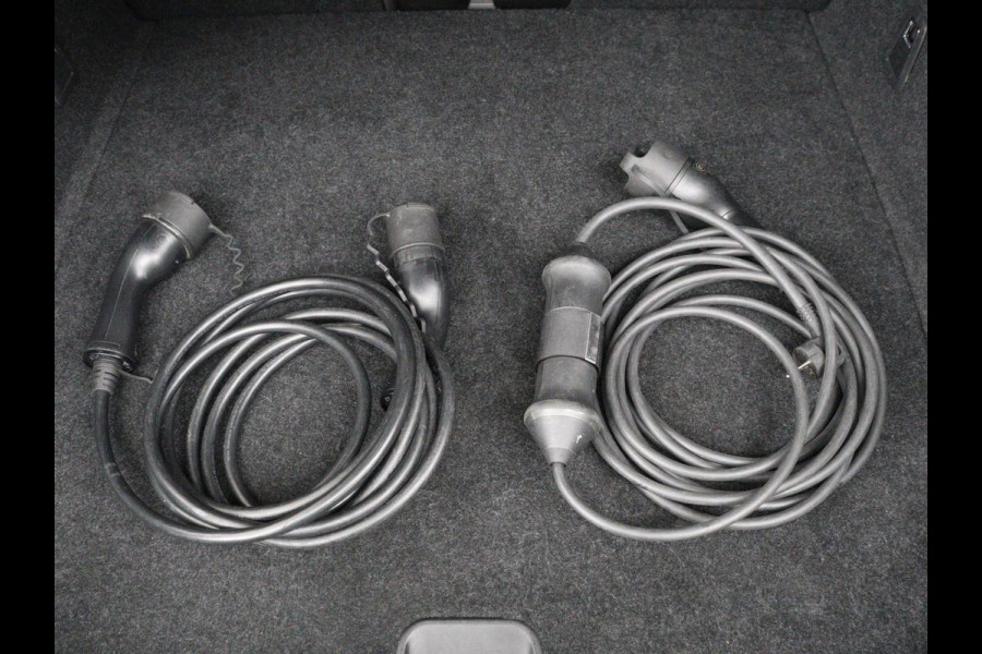 Polestar 2 Long Range Single Motor 69 kWh | Stoelverwarming | 360 Camera | Adaptive cruise | Park Assist | Carplay | Full LED | Keyless | Full LED | Navigatie