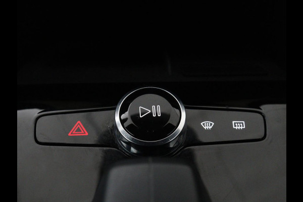 Polestar 2 Long Range Single Motor 69 kWh | Stoelverwarming | 360 Camera | Adaptive cruise | Park Assist | Carplay | Full LED | Keyless | Full LED | Navigatie