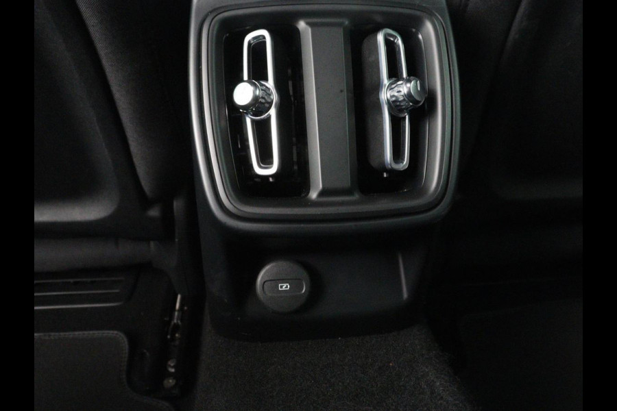 Polestar 2 Long Range Single Motor 69 kWh | Stoelverwarming | 360 Camera | Adaptive cruise | Park Assist | Carplay | Full LED | Keyless | Full LED | Navigatie