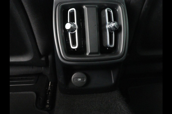 Polestar 2 Long Range Single Motor 69 kWh | Stoelverwarming | 360 Camera | Adaptive cruise | Park Assist | Carplay | Full LED | Keyless | Full LED | Navigatie