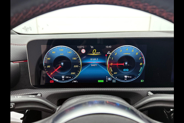Mercedes-Benz CLA-Klasse Shooting Brake 250 e AMG Line WIDE-SCREEN | CAMERA | STOELVERWARMING