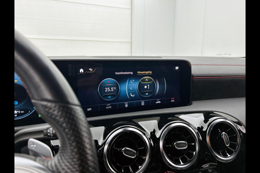 Mercedes-Benz CLA-Klasse Shooting Brake 250 e AMG Line WIDE-SCREEN | CAMERA | STOELVERWARMING