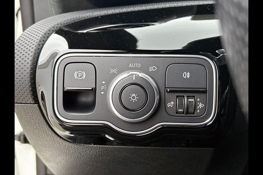 Mercedes-Benz CLA-Klasse Shooting Brake 250 e AMG Line WIDE-SCREEN | CAMERA | STOELVERWARMING