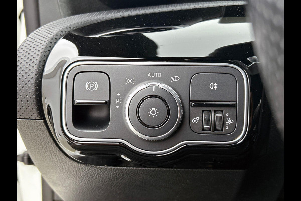 Mercedes-Benz CLA-Klasse Shooting Brake 250 e AMG Line WIDE-SCREEN | CAMERA | STOELVERWARMING