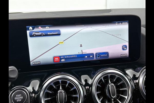Mercedes-Benz GLA 250 e Business Solution AMG | AMG Line Plus pakket | Nightpakket | Head-up display | MULTIBEAM LED | 360° camera | Panoramaschuifdak | 20 inch AMG velgen | Augmented Reality navigatie |