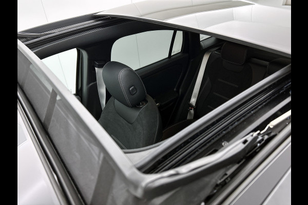 Mercedes-Benz GLA 250 e Business Solution AMG | AMG Line Plus pakket | Nightpakket | Head-up display | MULTIBEAM LED | 360° camera | Panoramaschuifdak | 20 inch AMG velgen | Augmented Reality navigatie |