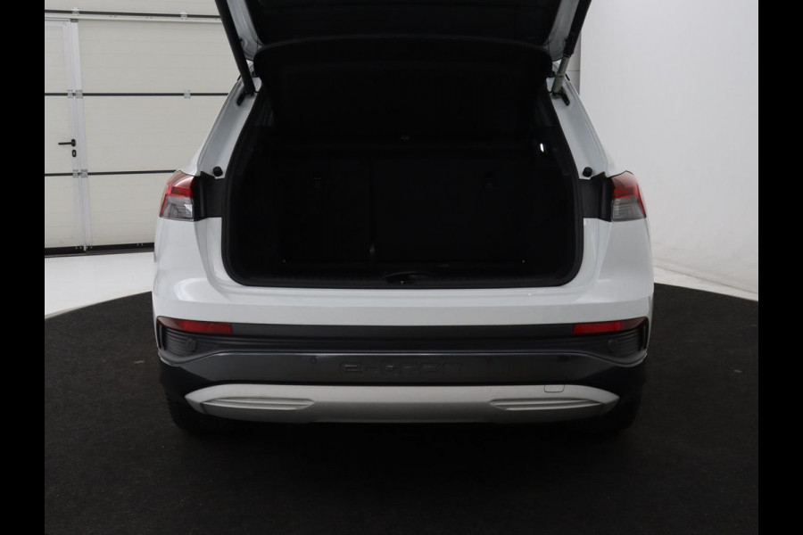Audi Q4 e-tron 40 Advanced edition 77 kWh | SOH 94% | Stoelverwarming | Matrix LED | Carplay | Virtual Cockpit | 19'' | Parkeerhulp | Navigatie | Audi Sound | Climate control | DAB | Cruise control