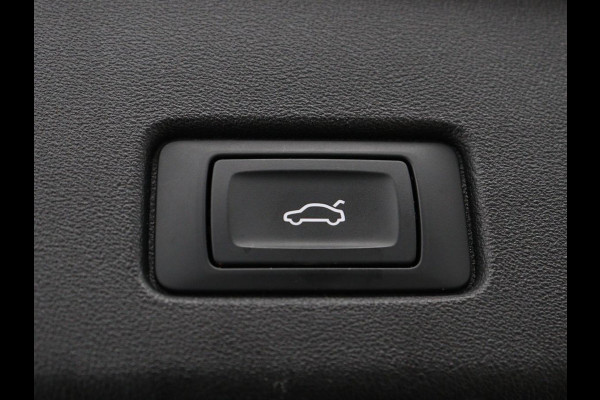 Audi Q4 e-tron 40 Advanced edition 77 kWh | SOH 94% | Stoelverwarming | Matrix LED | Carplay | Virtual Cockpit | 19'' | Parkeerhulp | Navigatie | Audi Sound | Climate control | DAB | Cruise control