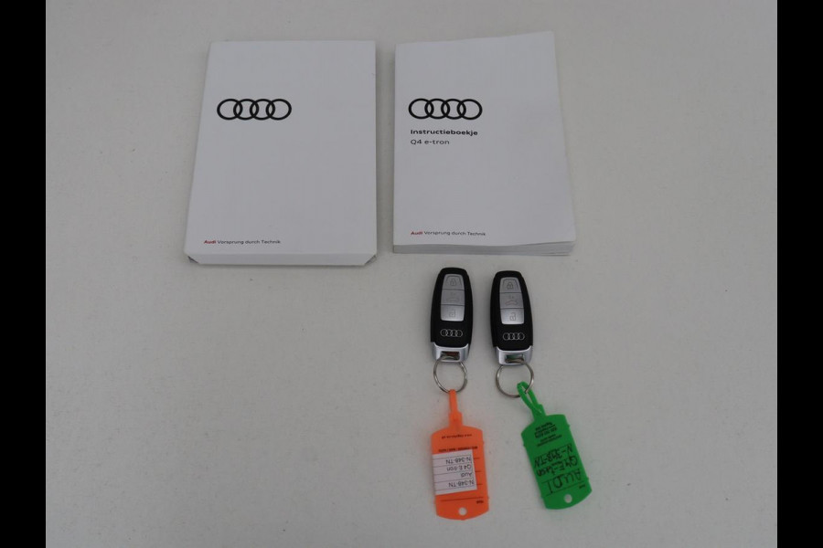 Audi Q4 e-tron 40 Advanced edition 77 kWh | SOH 94% | Stoelverwarming | Matrix LED | Carplay | Virtual Cockpit | 19'' | Parkeerhulp | Navigatie | Audi Sound | Climate control | DAB | Cruise control