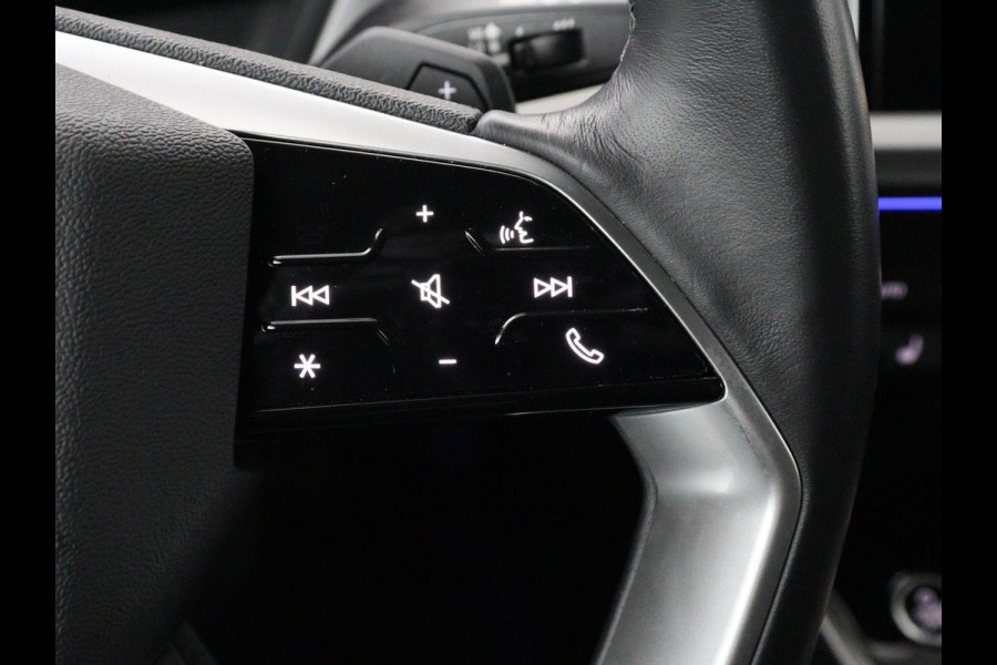 Audi Q4 e-tron 40 Advanced edition 77 kWh | SOH 94% | Stoelverwarming | Matrix LED | Carplay | Virtual Cockpit | 19'' | Parkeerhulp | Navigatie | Audi Sound | Climate control | DAB | Cruise control